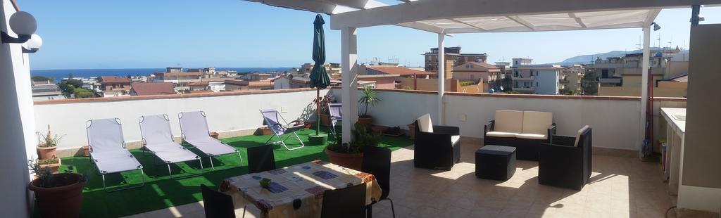 Attico Del Sole Bed and Breakfast Rometta Marea Buitenkant foto
